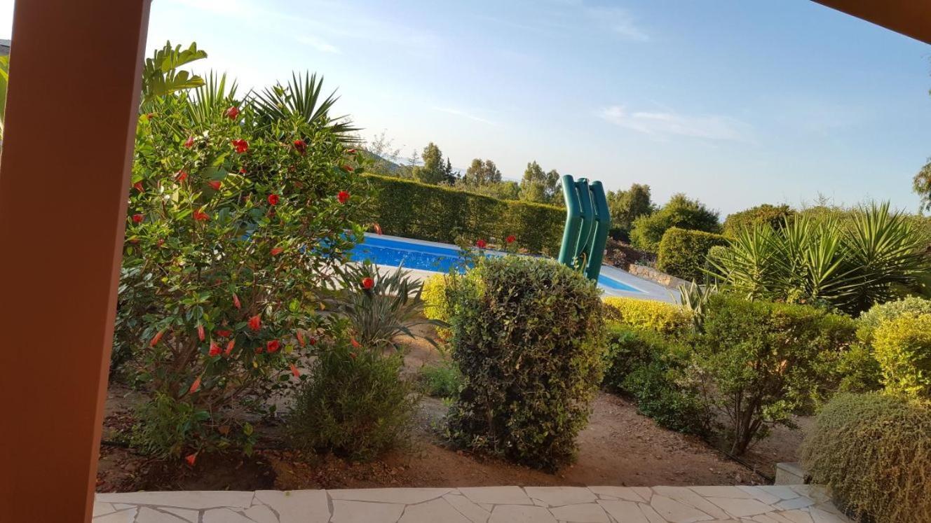 Appartamento In Splendido E Riservato Villaggio, Marina Di Tertenìa Zewnętrze zdjęcie