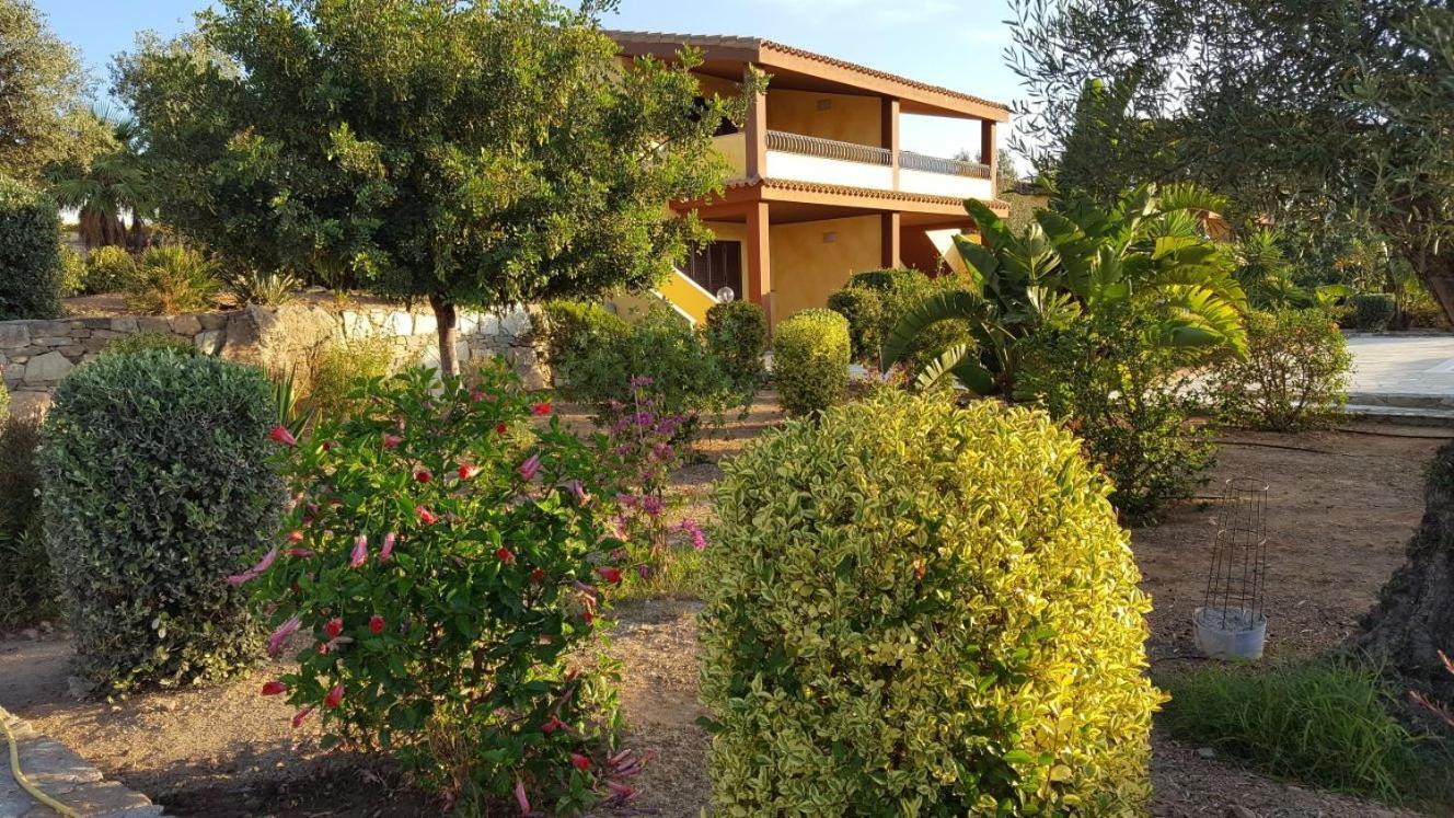 Appartamento In Splendido E Riservato Villaggio, Marina Di Tertenìa Zewnętrze zdjęcie